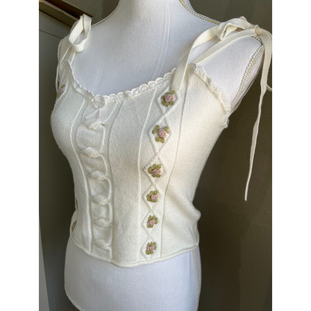 UO Kimchi Blue Gigi Sweater Cami in Ivory Size Large Nwot Coquette Cottagecore - Picture 8 of 10